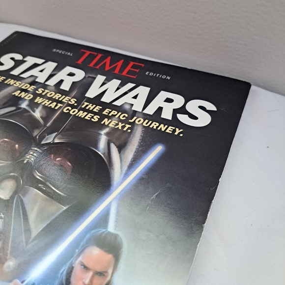 Time Magazine Special Edition: Star Wars Inside Stories-Epic Journey & Next 2019 - Picture 4 of 12